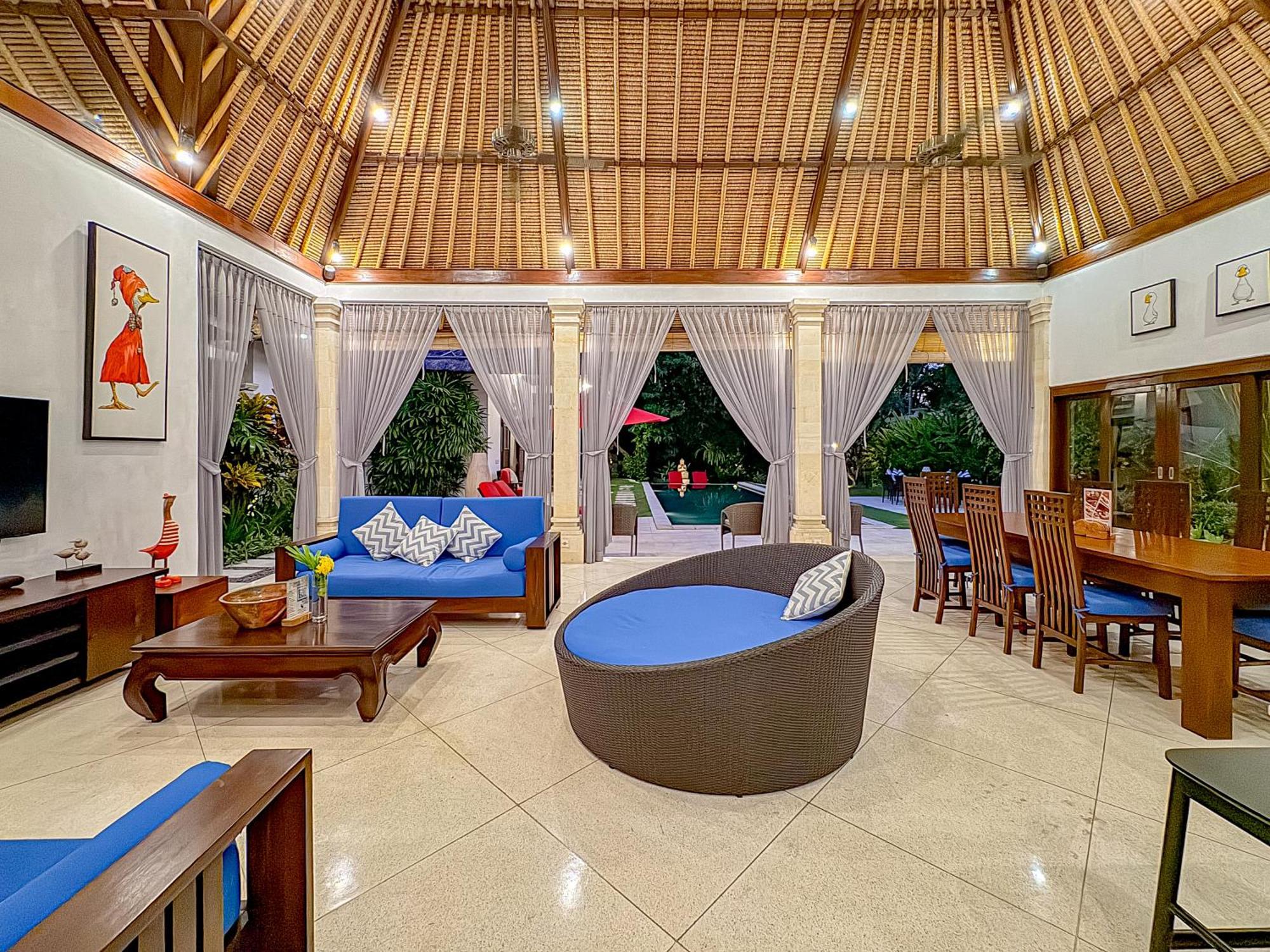 Villa Bugis Abimanyu Seminyak Room photo