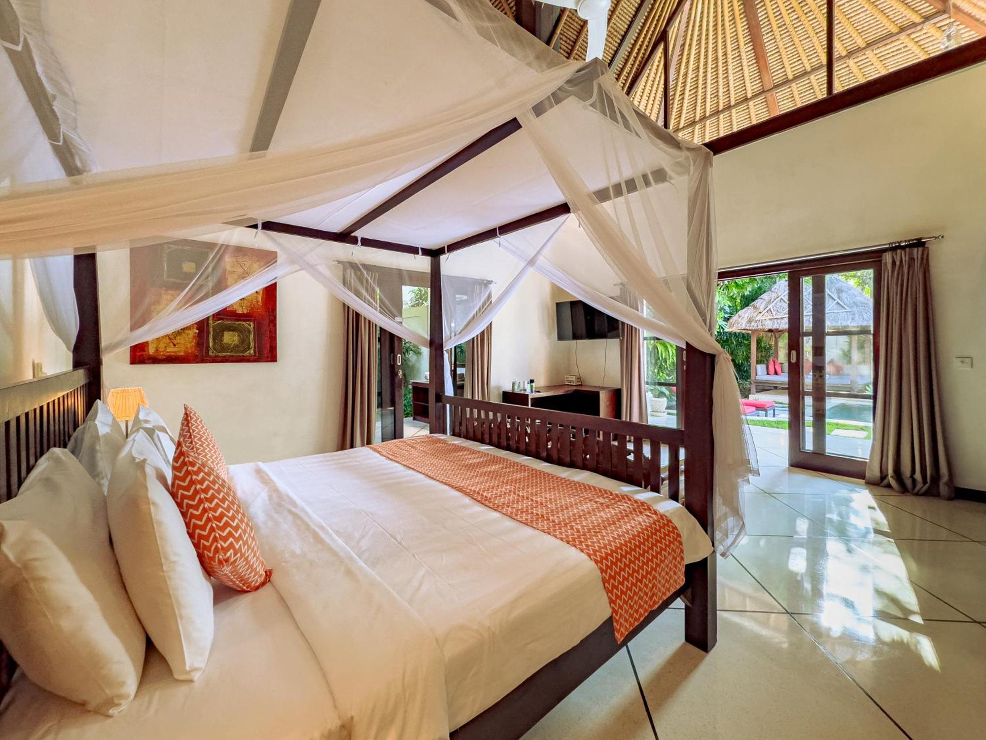 Villa Bugis Abimanyu Seminyak Room photo